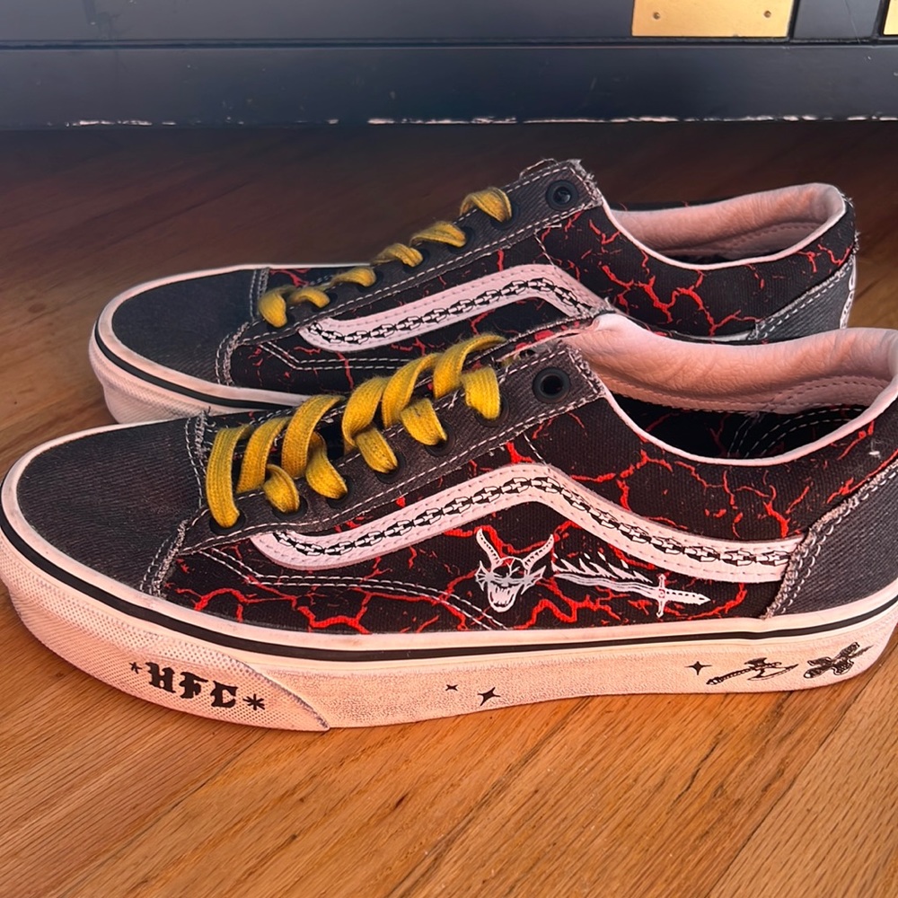 Vans Stranger Things